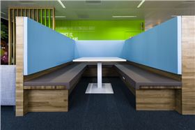 上海辦公家具廠家:帶您走進(jìn)Nest時尚辦公空間——前臺洽談區(qū)