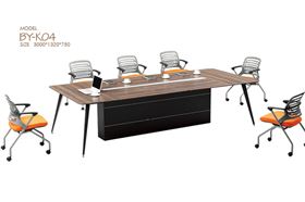 “長腿”會(huì)議桌