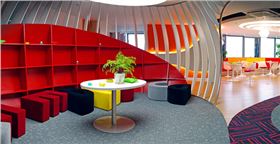 騰訊公司超逼格的休閑區