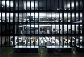 上海羅氏制藥辦公樓外景