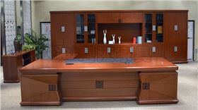 實木家具好還是板式家具好 實木家具好還是板式家具好