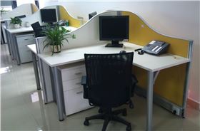 屏風隔斷辦公桌