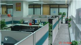 屏風辦公桌廠家 屏風辦公桌廠家