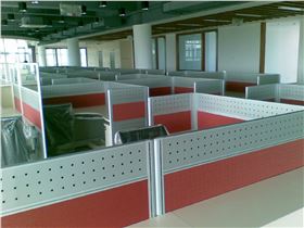 辦公桌屏風(fēng)式隔斷 辦公桌屏風(fēng)式隔斷