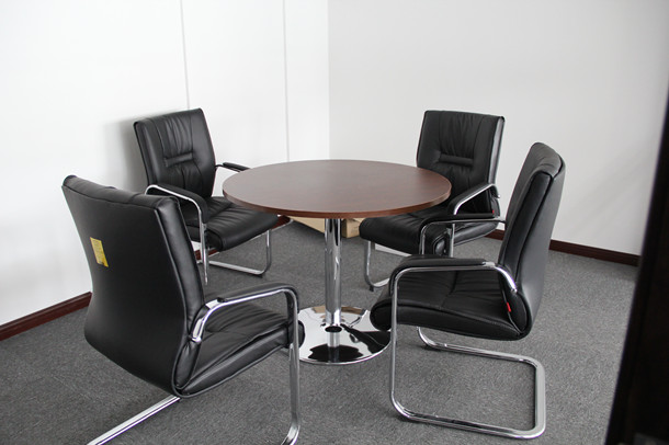 上德企業集團小會議室