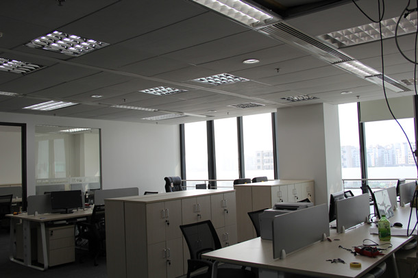 上德企業集團職員辦公區4