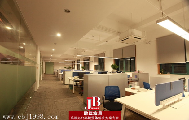 曼姿襪業(yè)職員辦公區(qū)