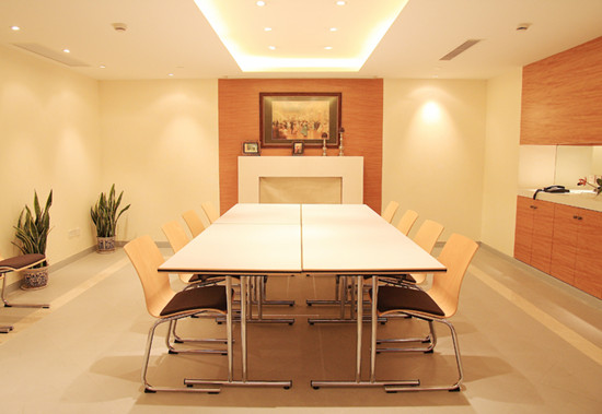 辦公家具設(shè)計——暖色調(diào)設(shè)計