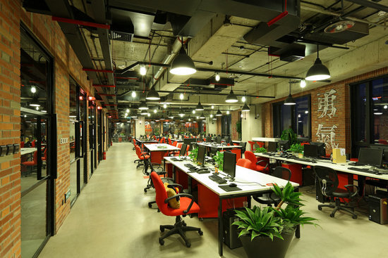 上海辦公家具廠家——工業風下的傳統與前衛并存的工作室 上海辦公家具廠家——工業風下的傳統與前衛并存的工作室