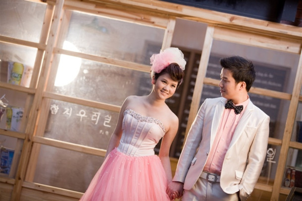 小編偷偷告訴你:我們的婚紗照也是在蔚藍(lán)海岸拍攝的哦!