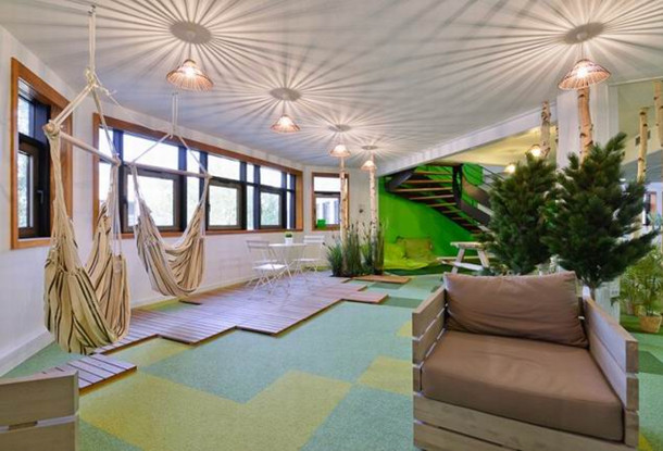 上海辦公家具廠家:草原風(fēng)前臺(tái)休閑區(qū)