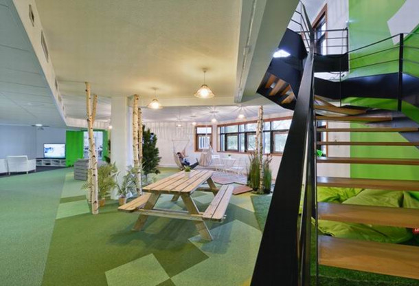 上海辦公家具廠家:草原風(fēng)前臺(tái)休閑區(qū)