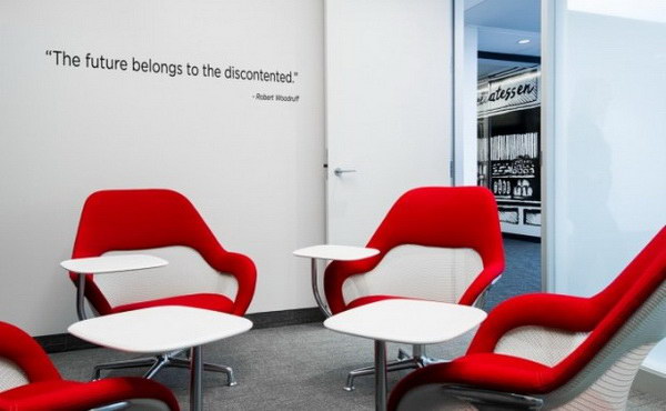 上海辦公家具廠家:可口可樂公司培訓(xùn)室 上海辦公家具廠家:可口可樂公司培訓(xùn)室