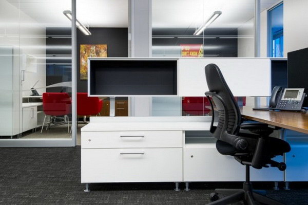 上海辦公家具廠家:可口可樂公司職員辦公區(qū)