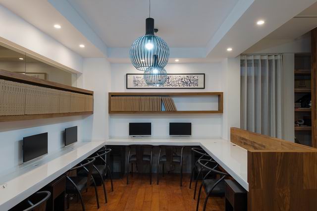 上海辦公家具廠——碧江家具為一野設計打造的職員辦公區辦公家具