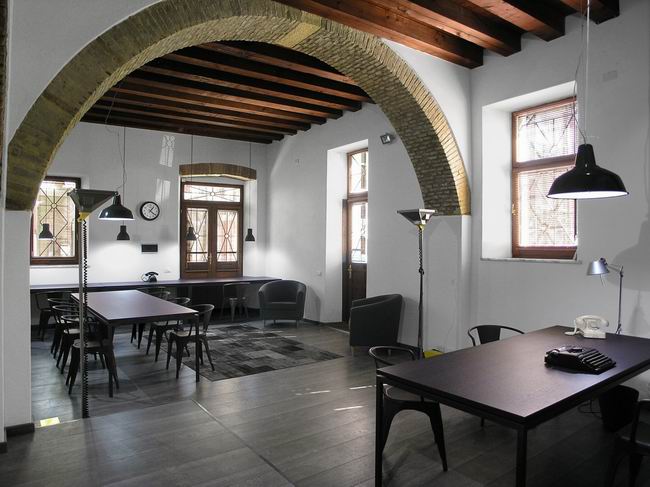 上海碧江辦公家具為您打造鬧市深處的辦公場所 上海碧江辦公家具為您打造鬧市深處的辦公場所