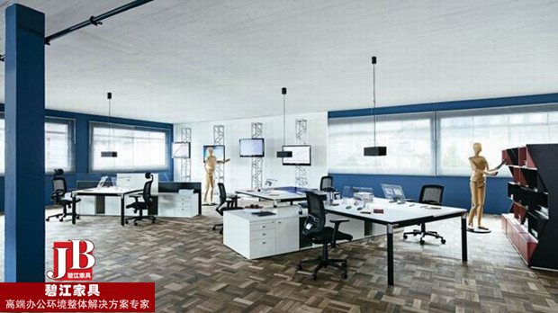 現(xiàn)代板式辦公桌