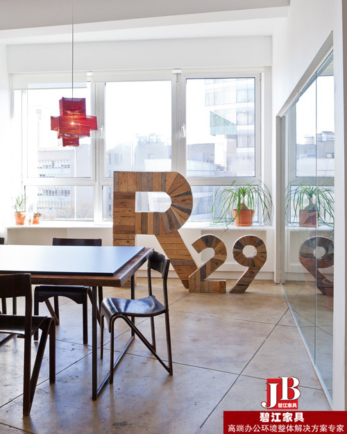 碧江上海辦公家具:打造如家般的辦公家具環境