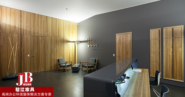 碧江辦公家具網給廣電集團一站式配置的高端辦公家具空間