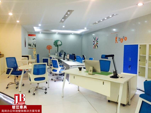 上海碧江辦公家具廠打造您的專屬海洋風(fēng)辦公家具空間