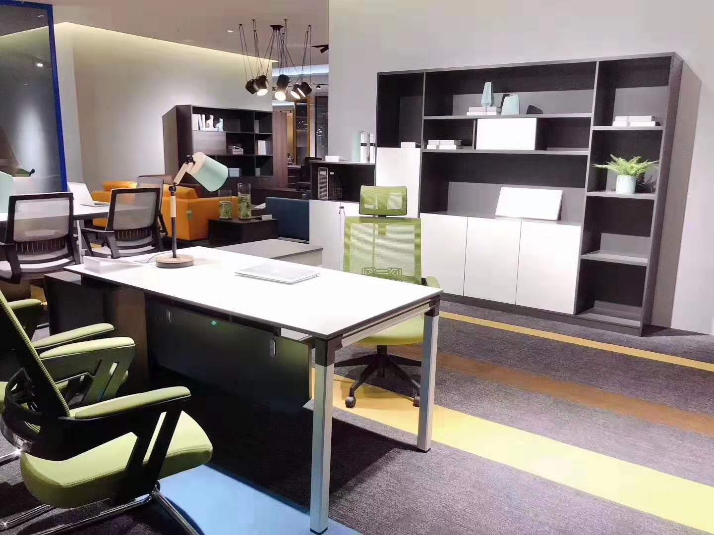 辦公桌審美 辦公桌審美