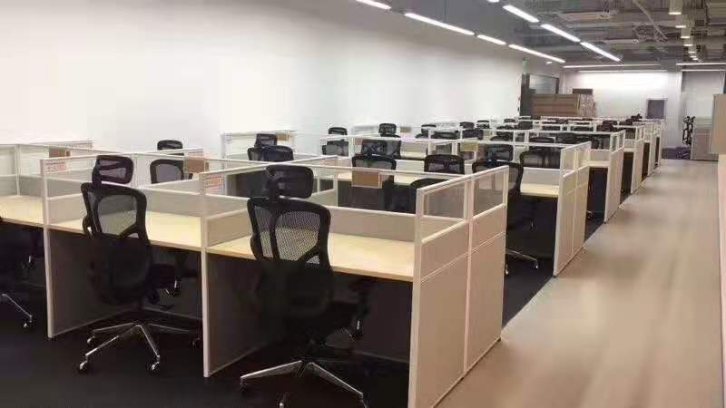 簡易屏風(fēng)隔斷辦公桌 簡易屏風(fēng)隔斷辦公桌