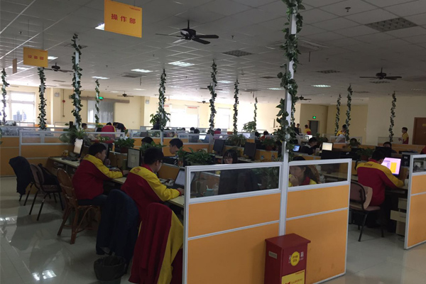 定制屏風辦公桌 定制屏風辦公桌