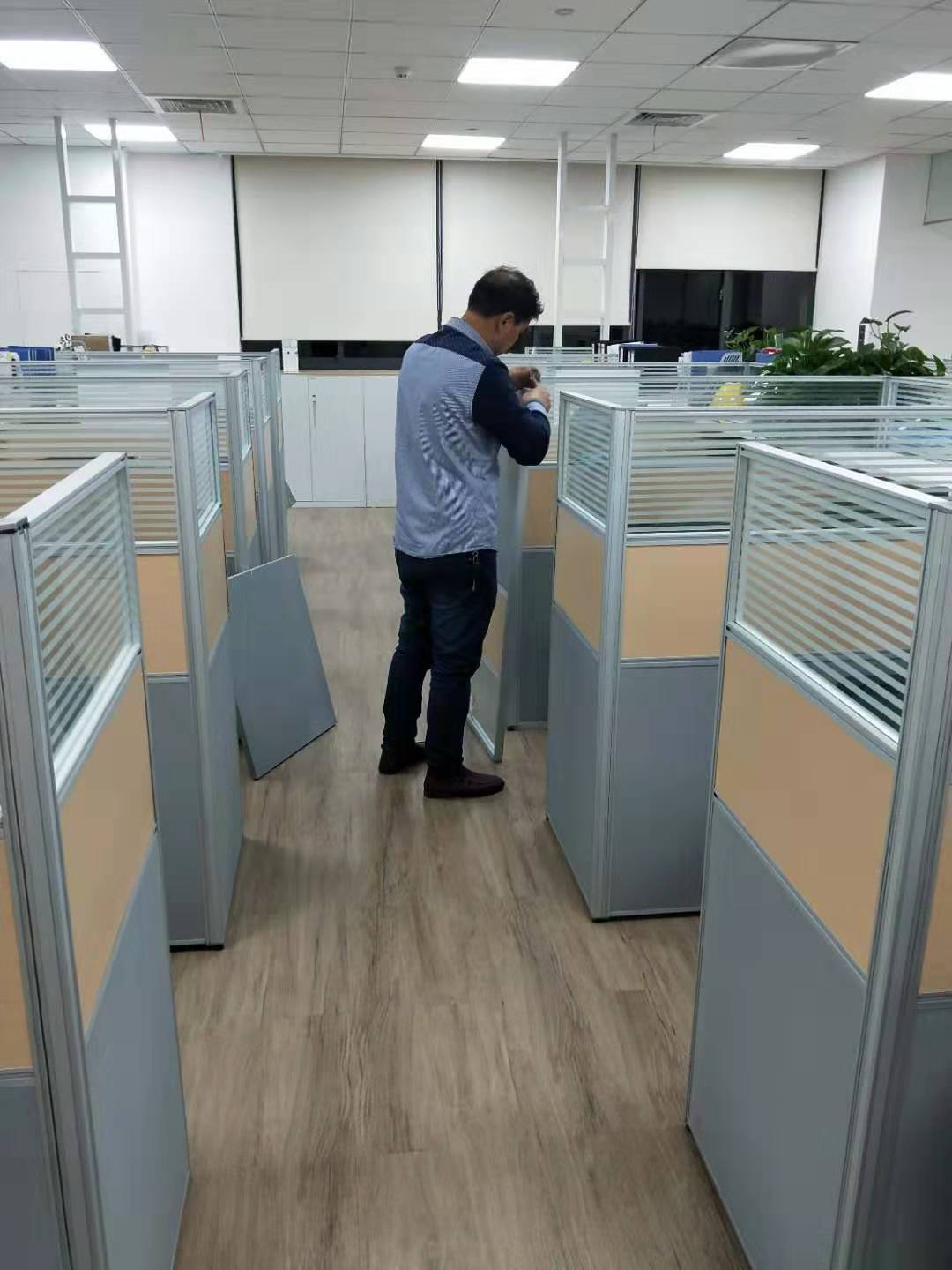 屏風隔斷辦公桌 屏風隔斷辦公桌