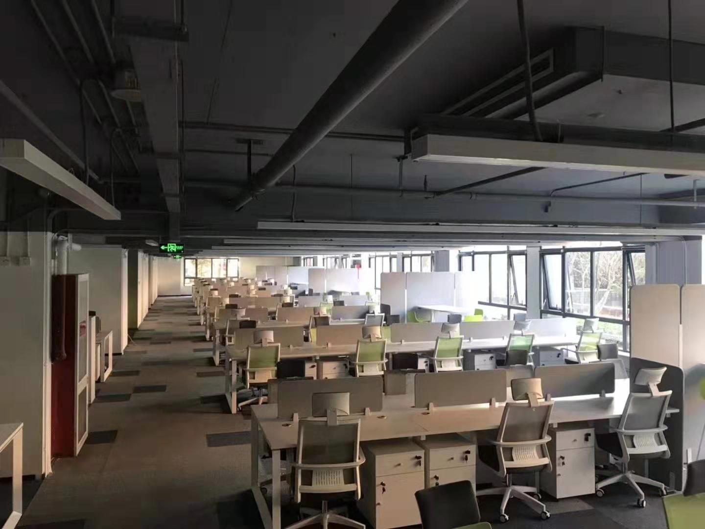 辦公桌屏風式隔斷 辦公桌屏風式隔斷